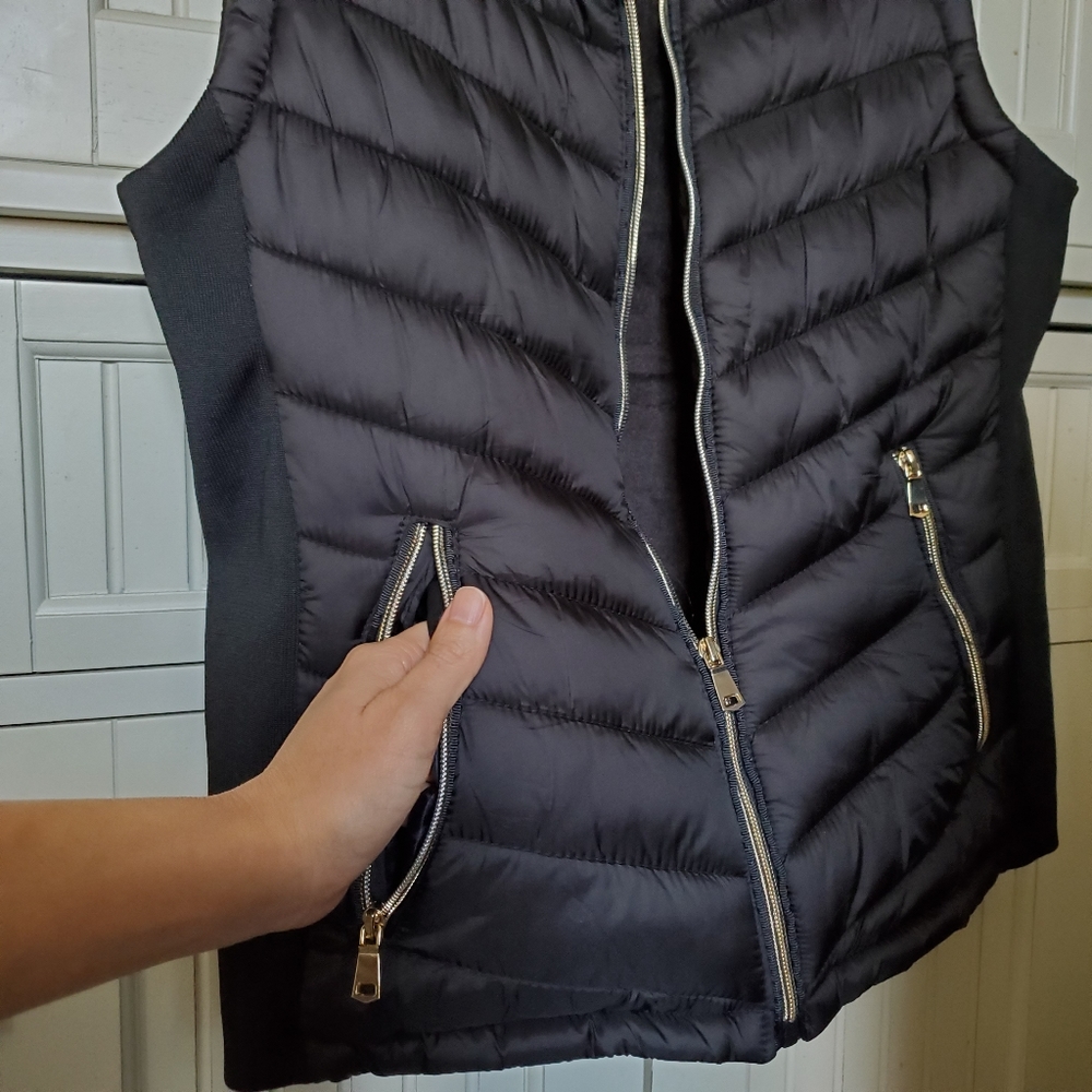 SOLD | Hölstark Quilted Puffer Vest, Size M (4-6)